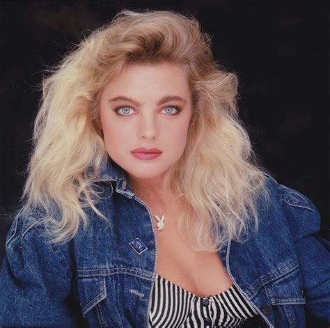 erika nackt|Erika Eleniak Tube Search (58 videos)